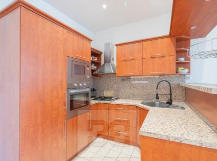 Pronájem bytu, 2+kk, 73 m²