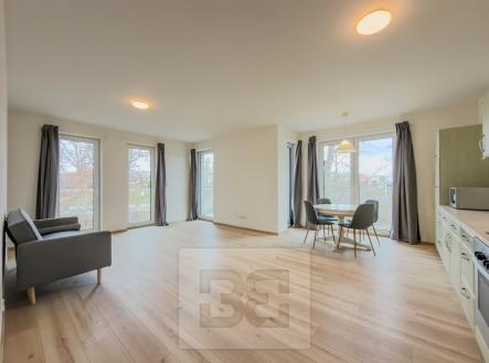 Pronájem bytu, 3+kk, 105 m²