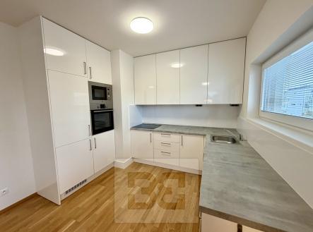 Pronájem bytu, 2+kk, 64 m²