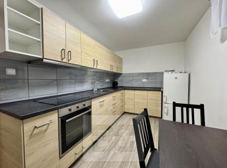 Pronájem bytu, 2+1, 60 m²