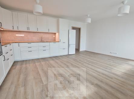 Pronájem bytu, 3+kk, 76 m²