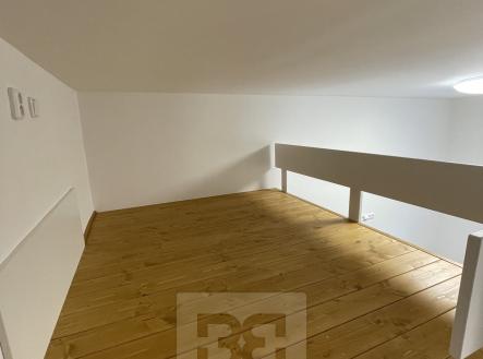 Pronájem bytu, 1+1, 30 m²