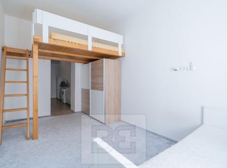 Pronájem bytu, 1+1, 30 m²