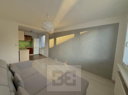 Pronájem bytu, 2+kk, 40 m²