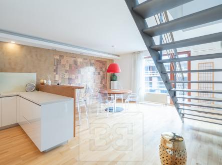 Pronájem bytu, 3+kk, 110 m²