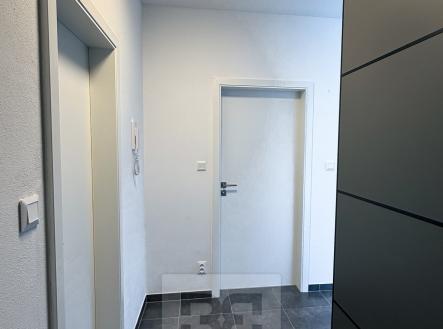 Pronájem bytu, 2+kk, 55 m²