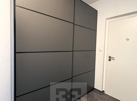 Pronájem bytu, 2+kk, 55 m²