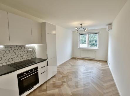 Pronájem bytu, 2+kk, 50 m²
