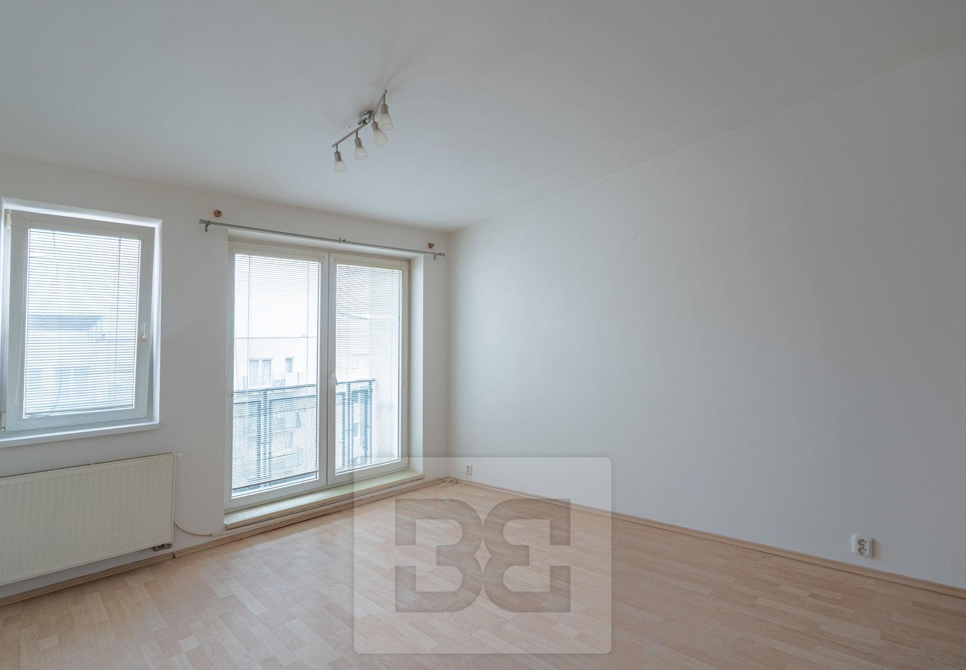 Pronájem bytu 2+kk 43 m², Praha - Hostivař
