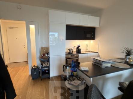 Pronájem bytu, 2+kk, 63 m²