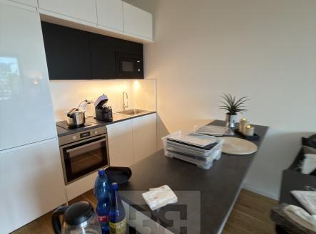 Pronájem bytu, 2+kk, 63 m²