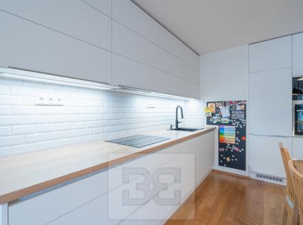 Prodej bytu, 3+kk, 70 m²