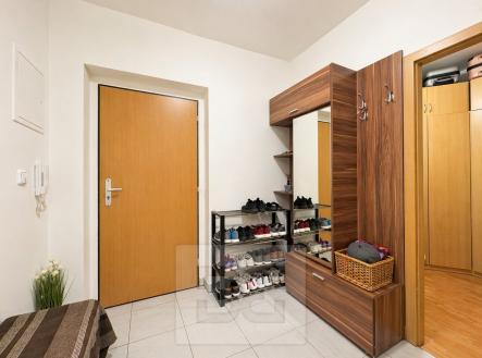 Pronájem bytu, 3+kk, 94 m²