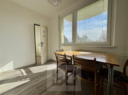 Pronájem bytu, 2+1, 61 m²