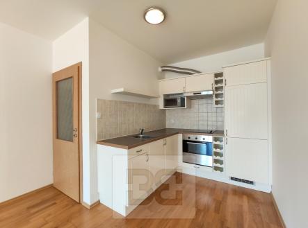Pronájem bytu, 2+kk, 58 m²