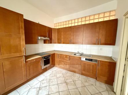 Pronájem bytu, 3+1, 95 m²