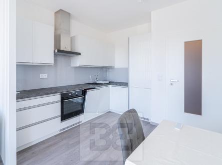 Pronájem bytu, 1+kk, 44 m²