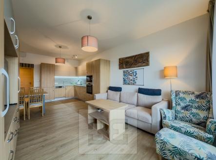 Pronájem bytu, 3+kk, 70 m²