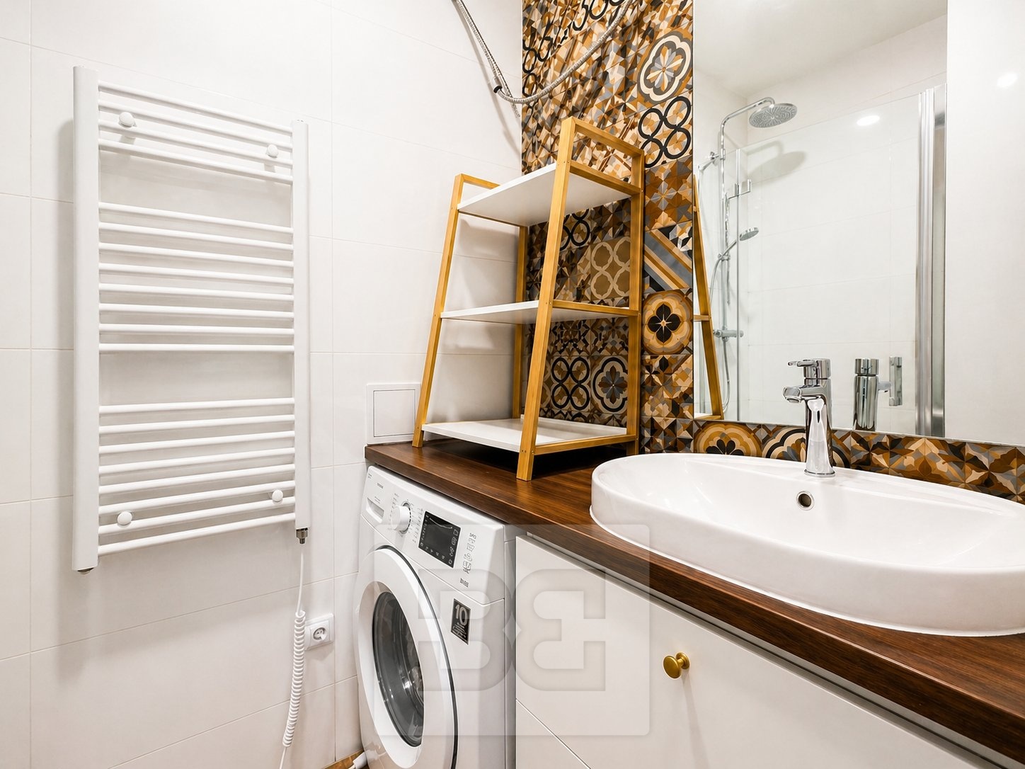 8A883516-CECC-4733-A8EA-F098AC4CB73D