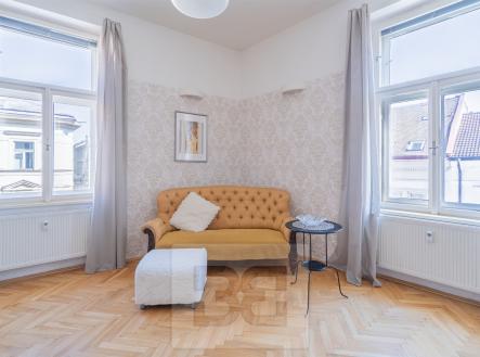 Pronájem bytu, 2+kk, 54 m²