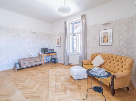 Pronájem bytu, 2+kk, 54 m²