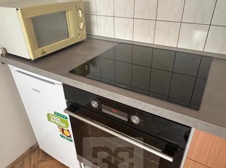 Pronájem bytu, 1+kk, 28 m²