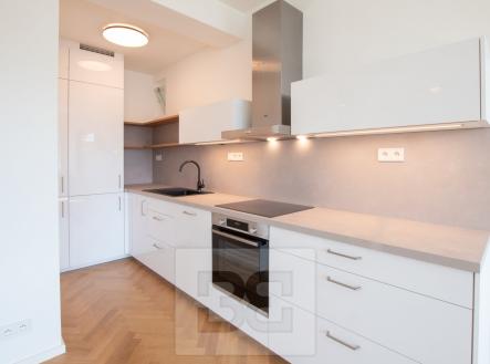 Pronájem bytu, 3+kk, 70 m²