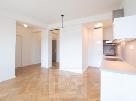 Pronájem bytu, 3+kk, 70 m²