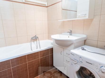 Pronájem bytu, 2+kk, 47 m²