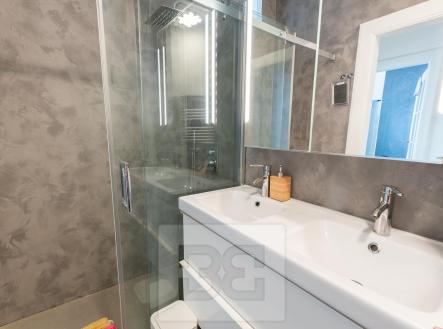 Pronájem bytu, 2+1, 55 m²