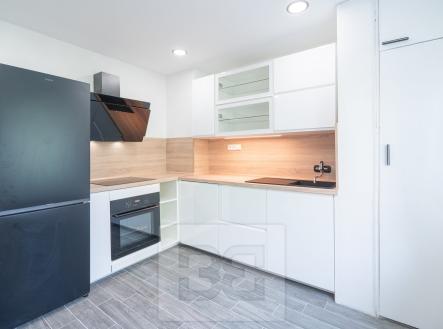 Pronájem bytu, 2+1, 52 m²