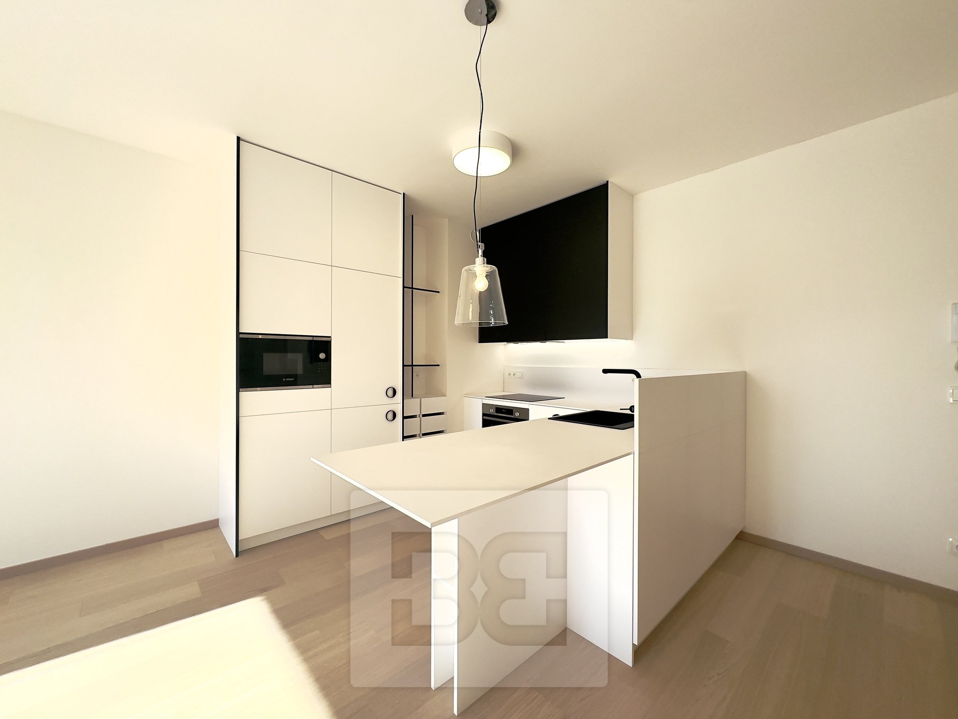 Pronájem byty 2+kk, 58 m² - Praha - Holešovice