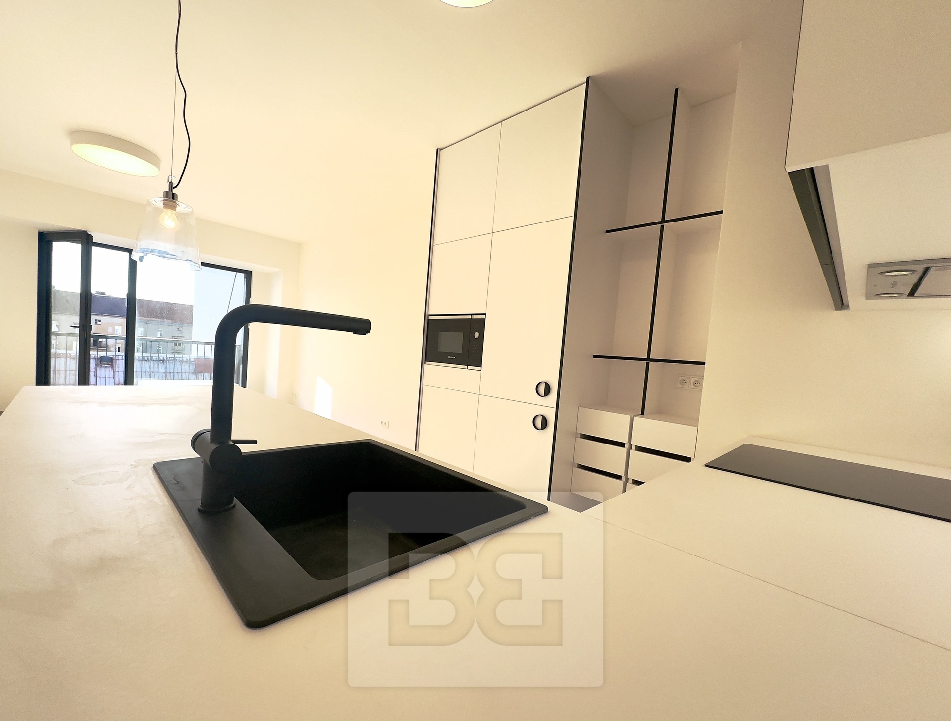 Pronájem byty 2+kk, 58 m² - Praha - Holešovice