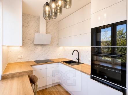 Pronájem bytu, 2+kk, 56 m²