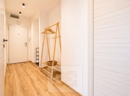 Pronájem bytu, 2+kk, 56 m²