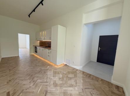 Pronájem bytu, 2+kk, 44 m²