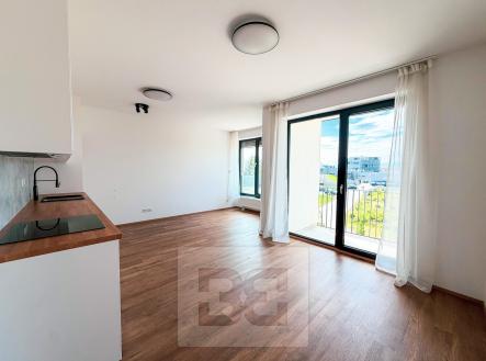 Pronájem bytu, 1+kk, 34 m²