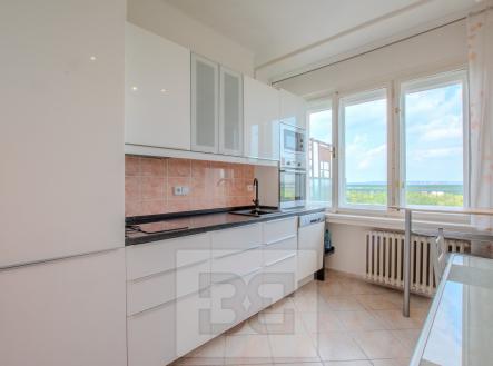 Pronájem bytu, 3+1, 101 m²