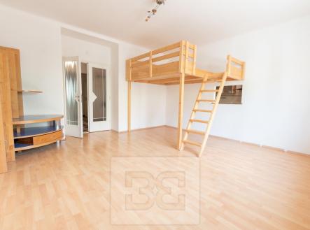 Pronájem bytu, 2+1, 80 m²
