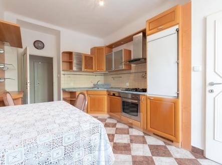 Pronájem bytu, 2+1, 80 m²