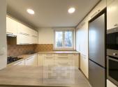 Pronájem bytu, 2+1, 71 m²