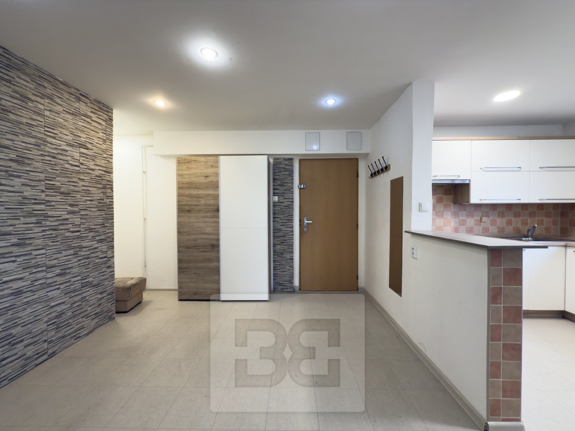 Pronájem byty 2+1, 71 m² - Kladno