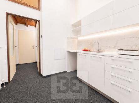 Pronájem bytu, 1+1, 40 m²