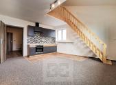 Pronájem bytu, 1+kk, 32 m²