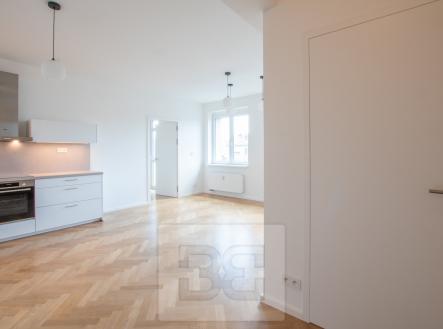 Pronájem bytu, 3+kk, 70 m²
