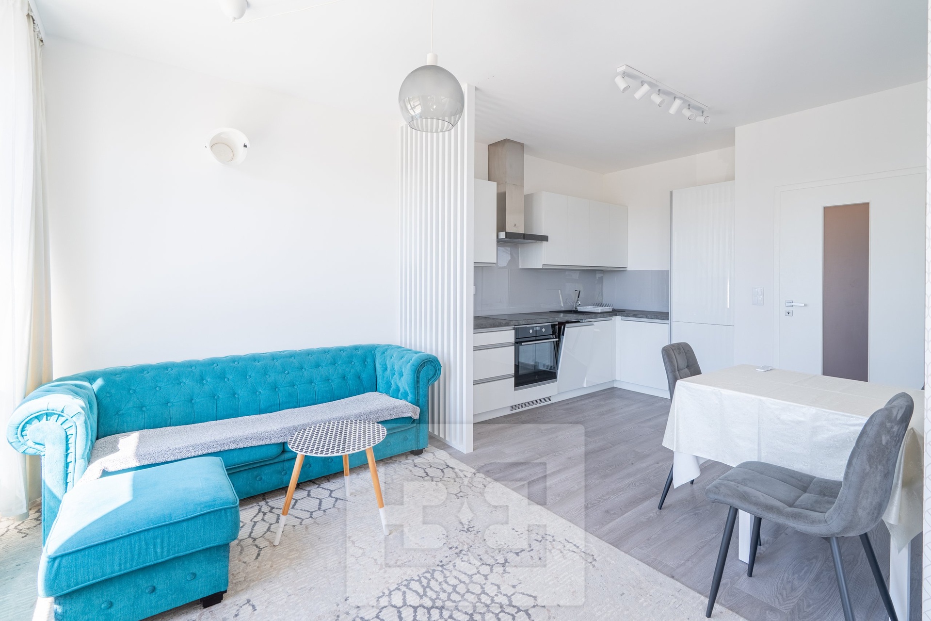 Pronájem byty 1+kk, 44 m² - Beroun
