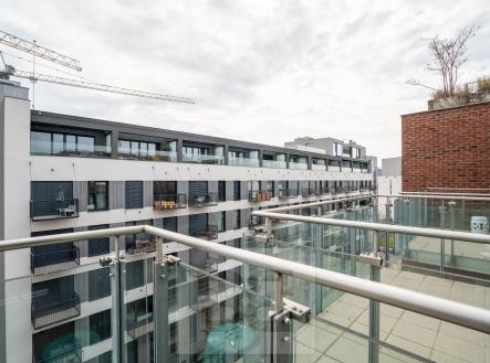 Pronájem bytu, 3+kk, 110 m²