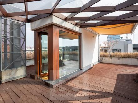 Pronájem bytu, 3+kk, 110 m²