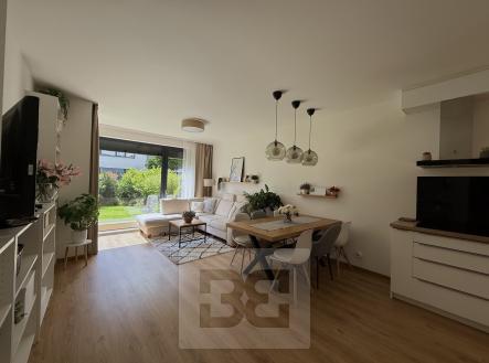 Pronájem bytu, 2+kk, 59 m²