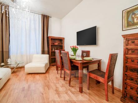 Pronájem bytu, 1+1, 42 m²